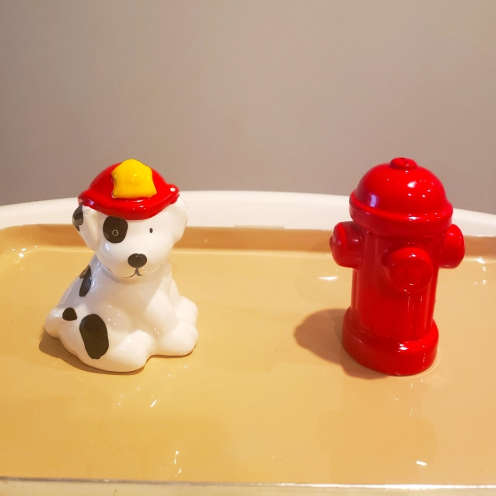 RUSS Ceramic Salt And Pepper Shaker